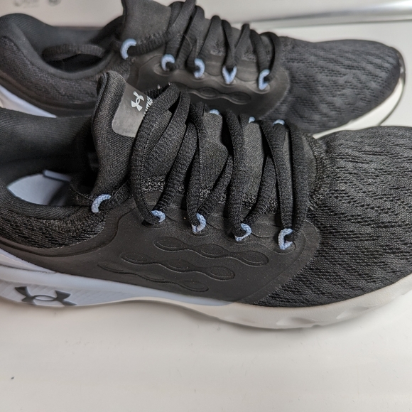 Under Armour Women's Charged Vantage Running Shoe - Picture 3 of 5